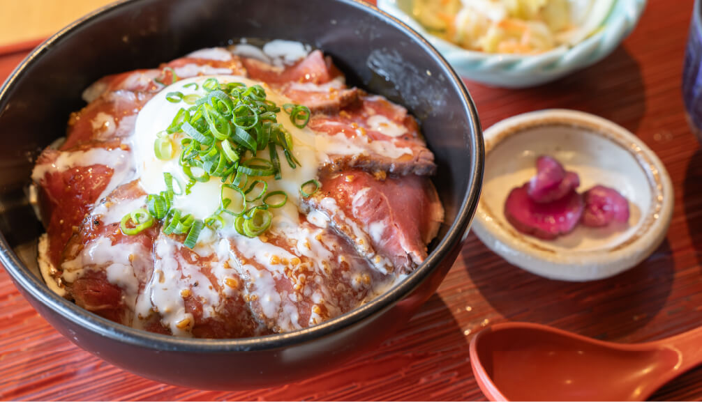 烤牛肉饭
