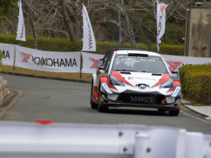 新城ラリーに出場するラリーカー