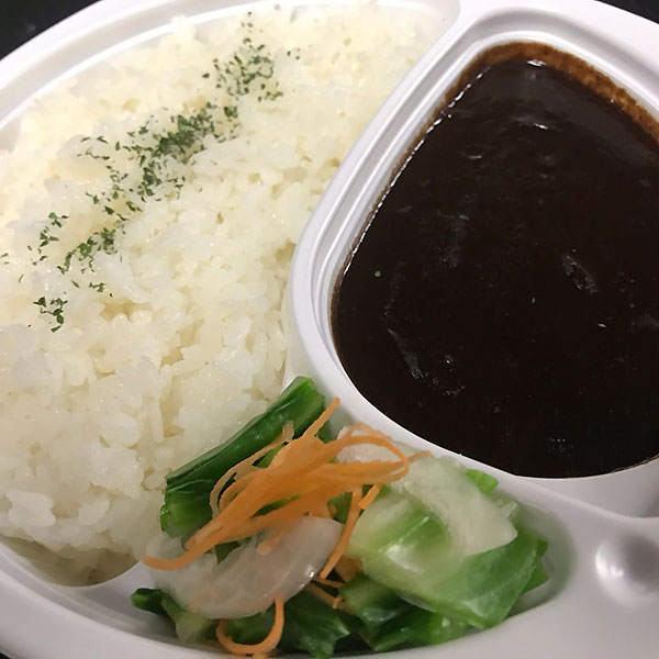 黒カレー弁当